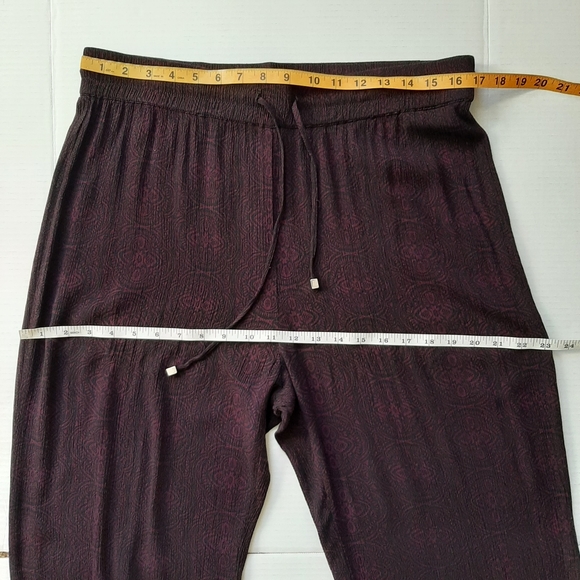 Norm Thompson Purple/Black Printed Wide-Leg Pull-On Rayon Pants Size L - Picture 6 of 9